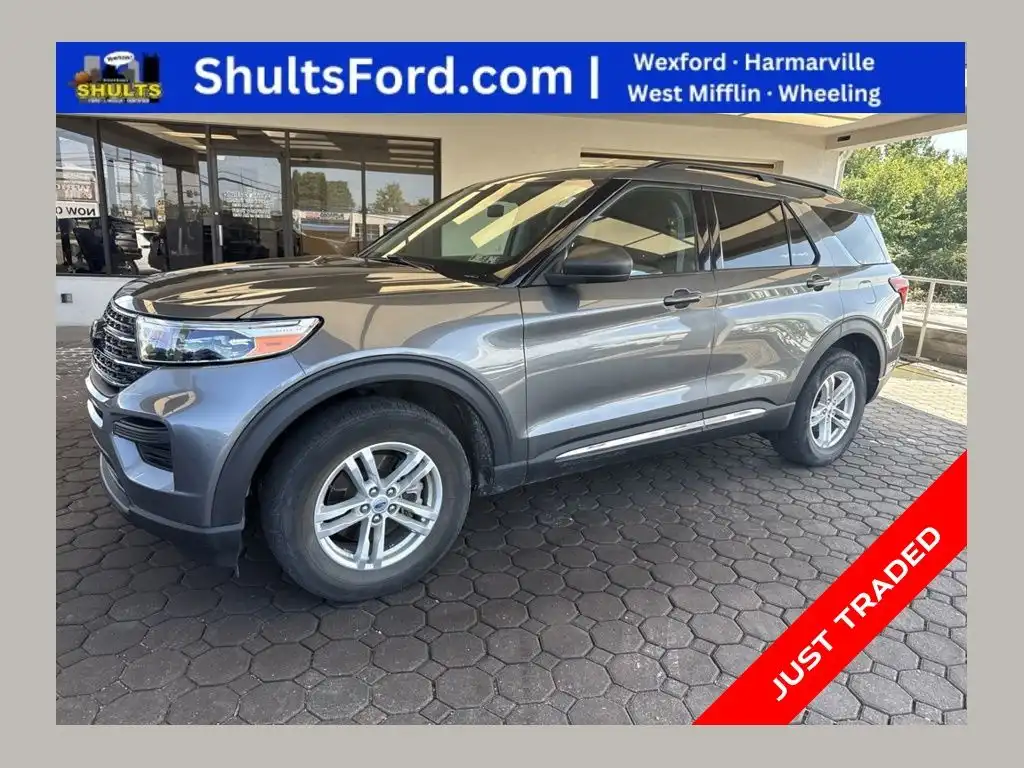 2023 Ford Explorer XLT 4WD's photo