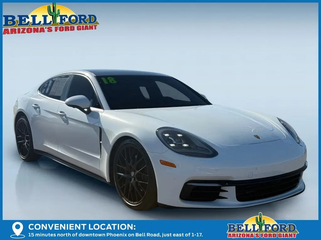 2018 Porsche Panamera Base photo 4