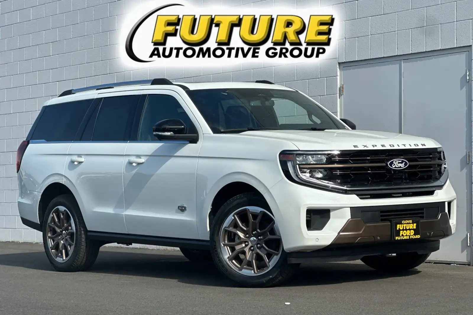 2027 Ford Expedition King Ranch 4WD's photo