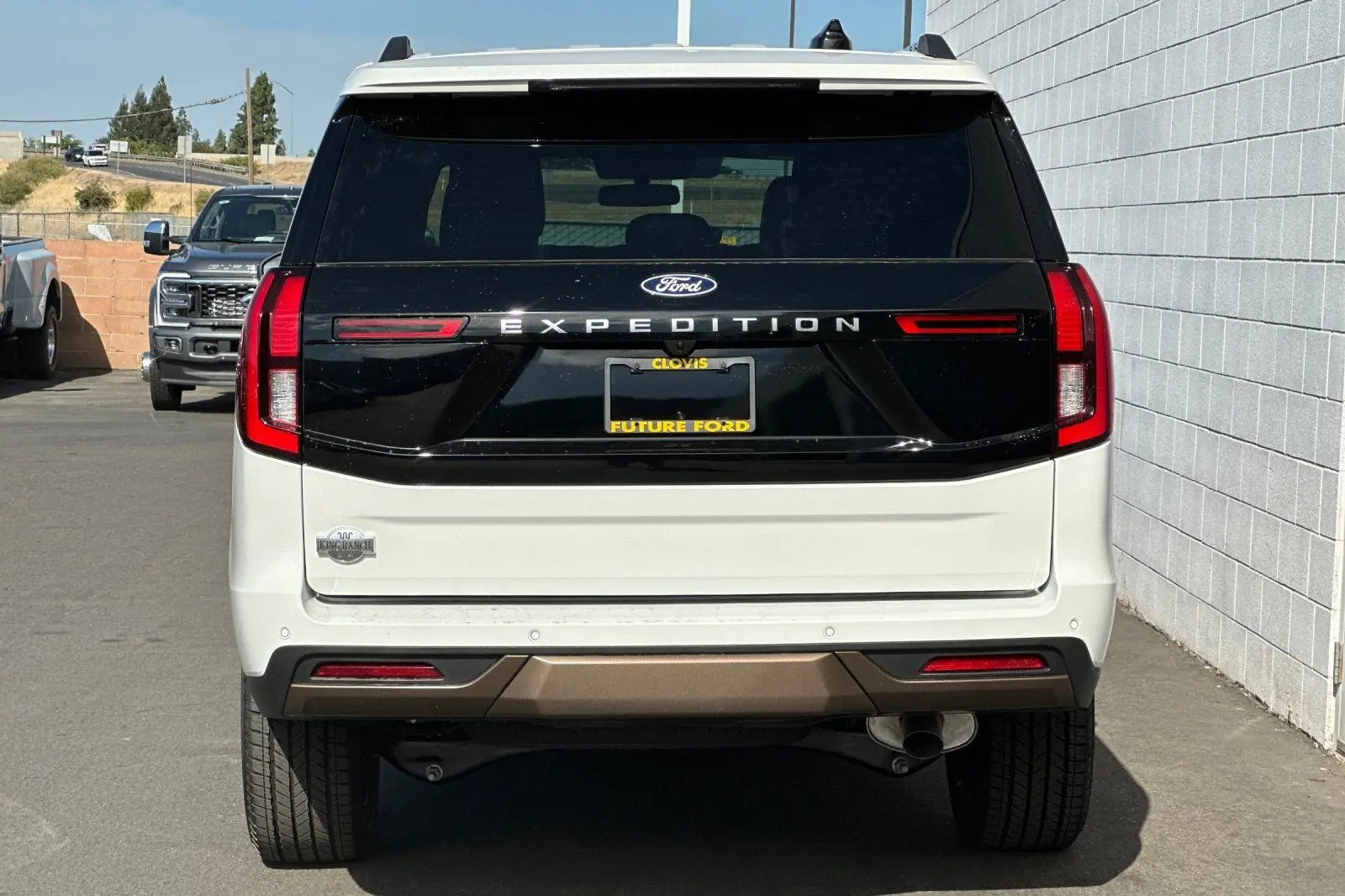 2027 Ford Expedition King Ranch 4WD photo 4