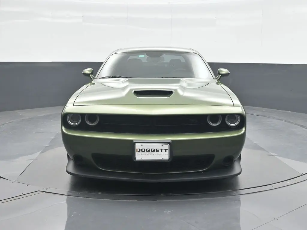 2023 Dodge Challenger R/T photo 5
