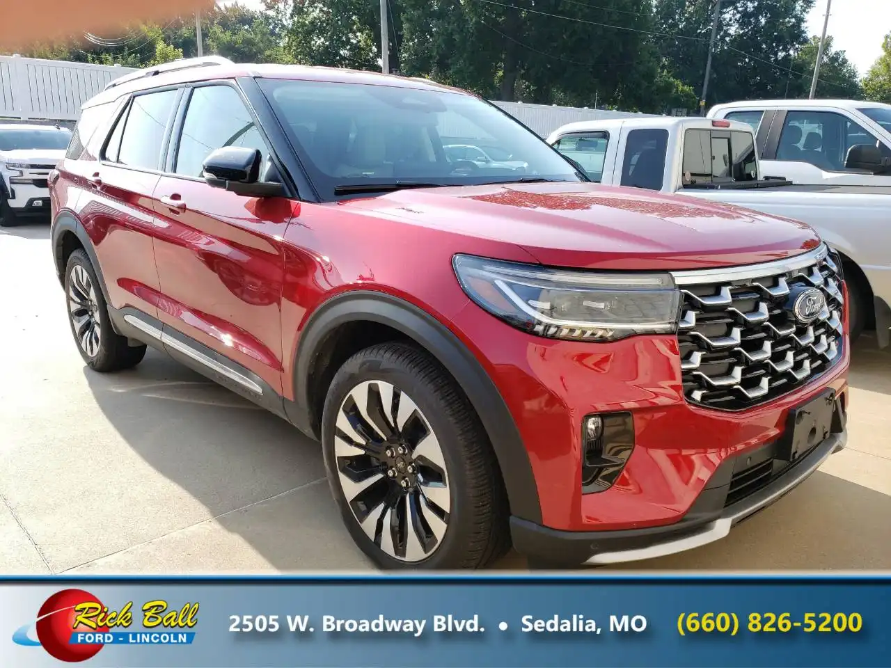 2026 Ford Explorer Platinum 4WD's photo