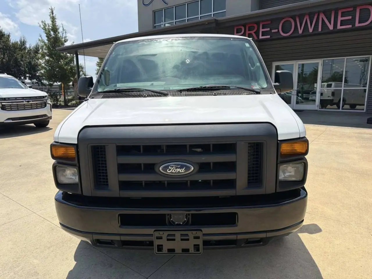 2013 Ford E-Series E-150 Van photo 3