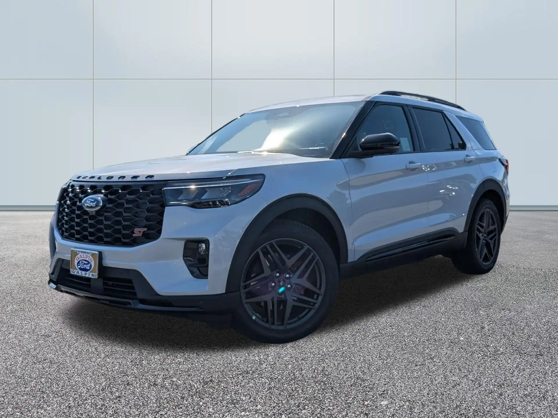 2026 Ford Explorer ST 4WD's photo