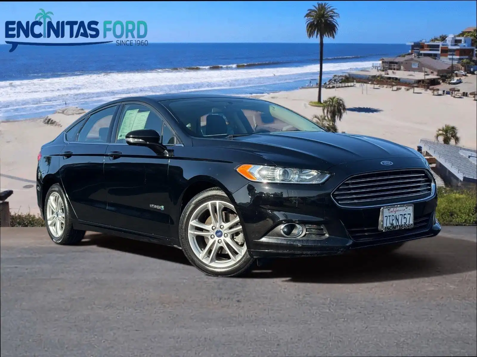 2016 Ford Fusion SE's photo