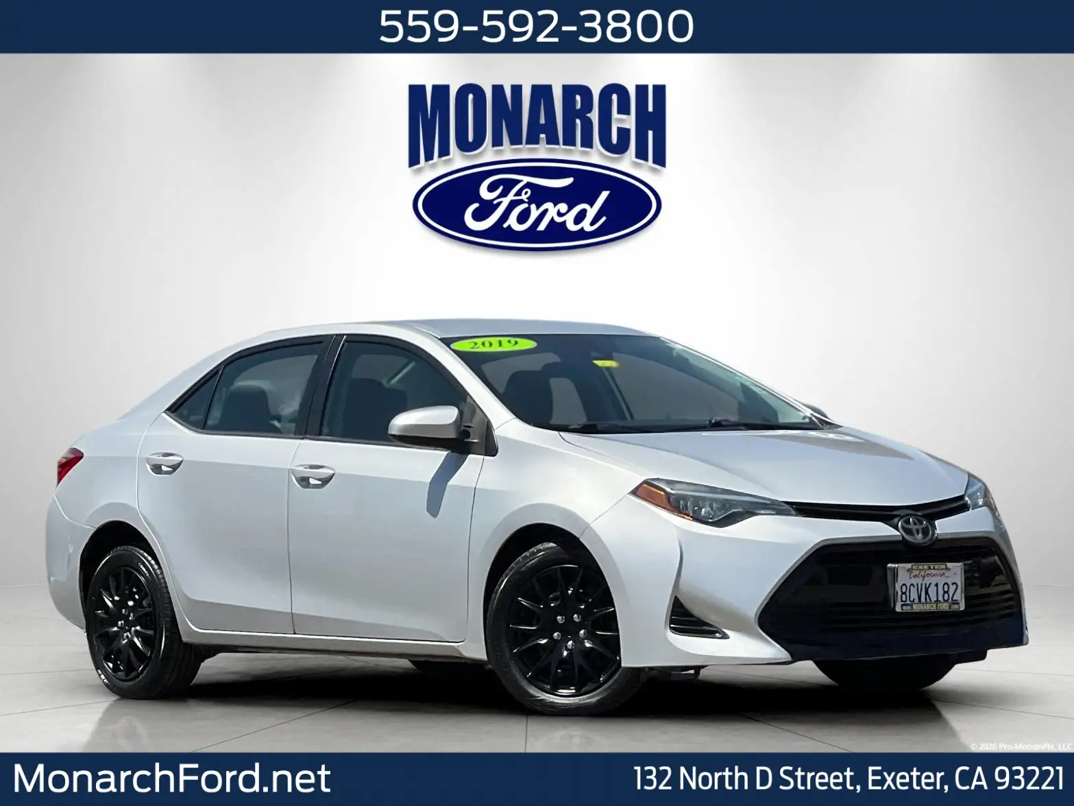 2019 Toyota Corolla LE AT photo 1