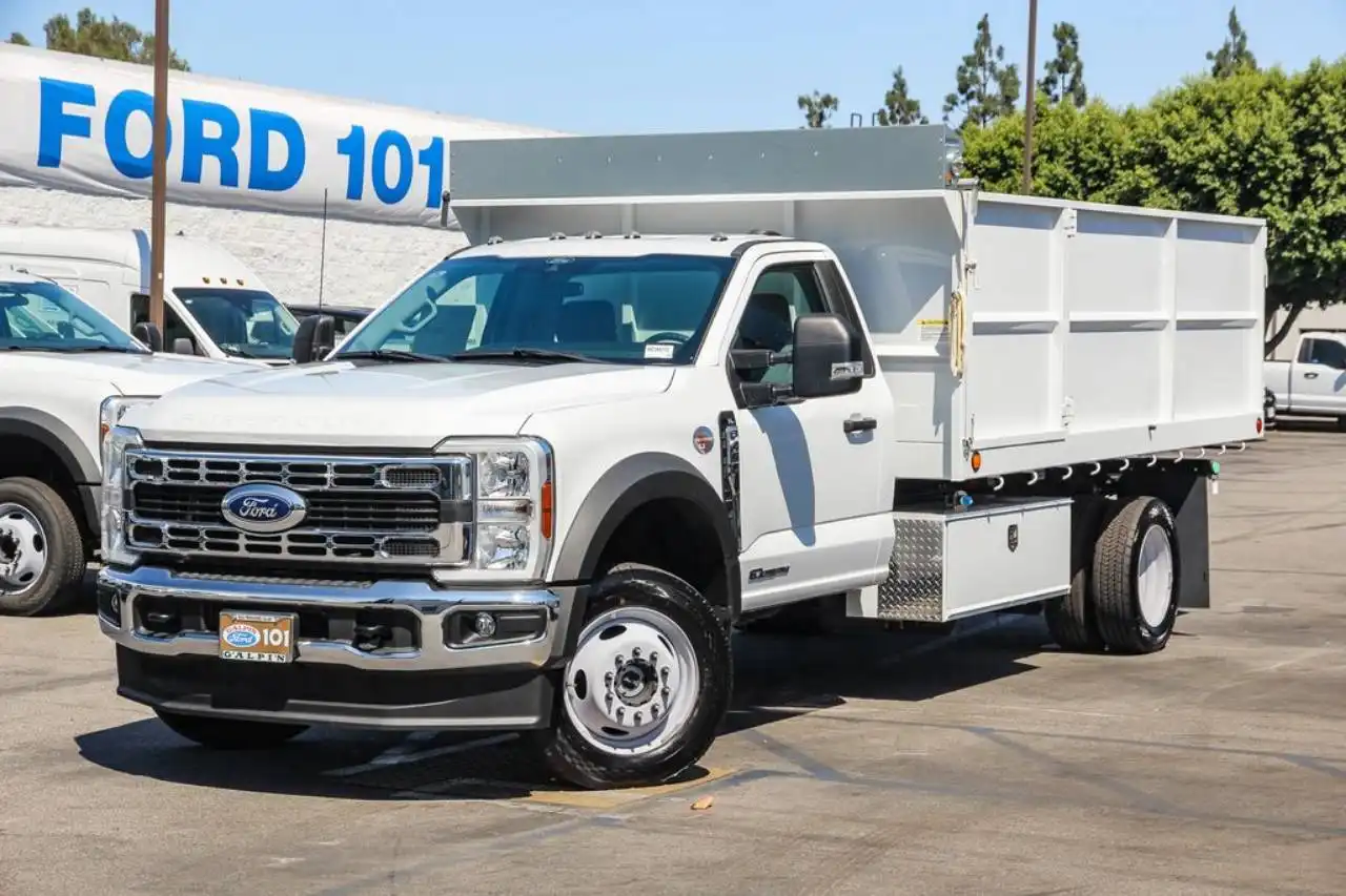 2024 Ford F-450 XL 4WD Regular Cab DRW 193 in's photo