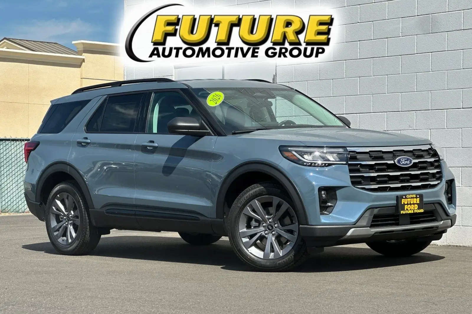 2026 Ford Explorer Active 4WD photo 1
