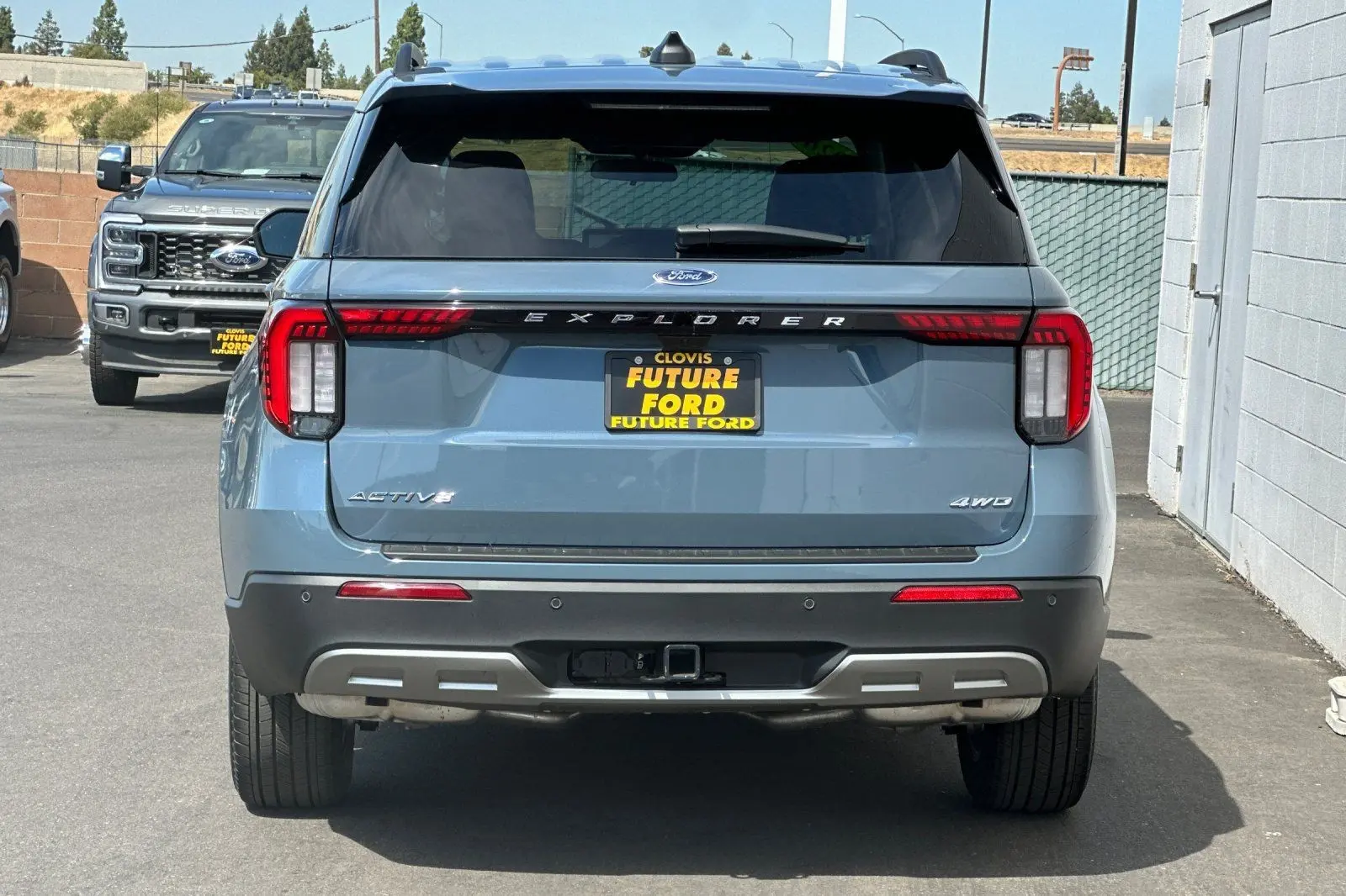 2026 Ford Explorer Active 4WD photo 4