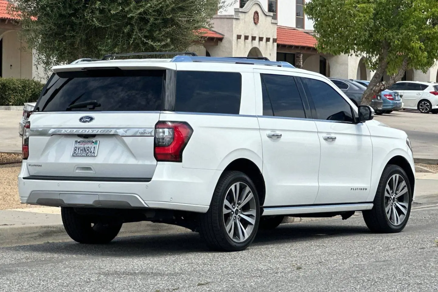 2021 Ford Expedition Platinum 4WD MAX photo 4