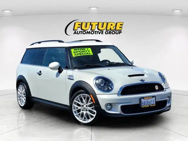 2014 MINI Cooper Clubman S's photo
