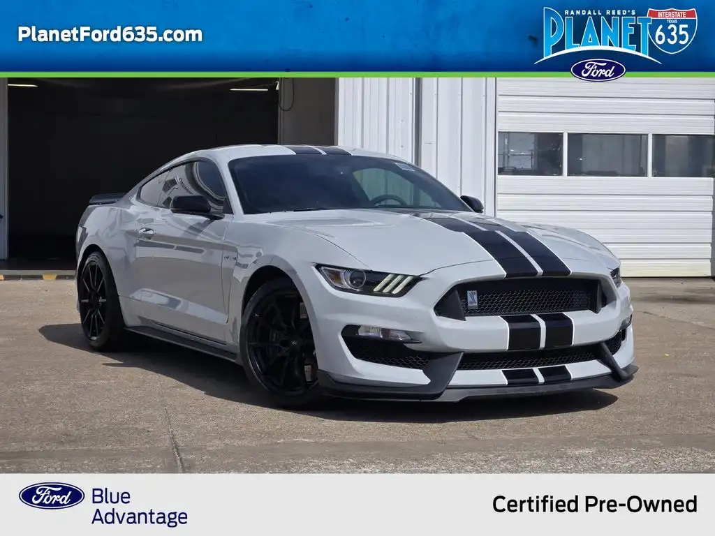 2017 Ford Mustang Shelby GT350's photo
