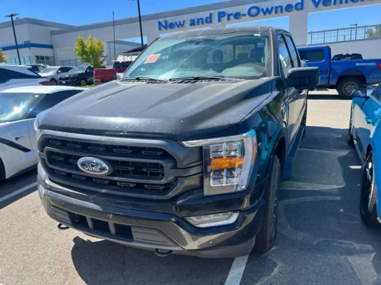 2022 Ford F-150 XLT 4WD SuperCrew 5-1/2' Box's photo