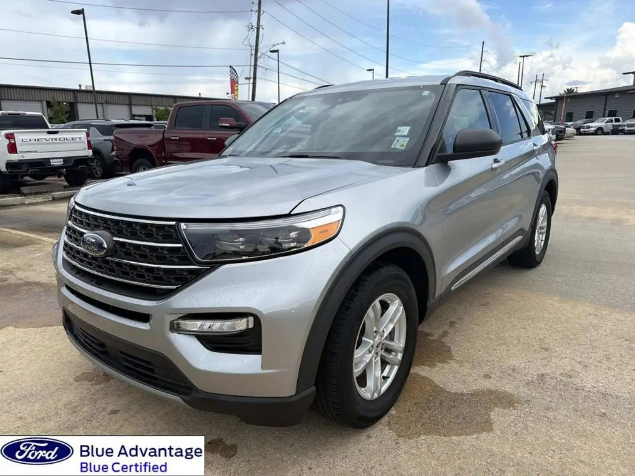 2022 Ford Explorer XLT RWD photo 5