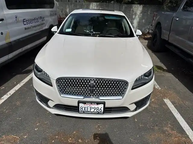 2017 Lincoln MKZ Reserve FWD's photo