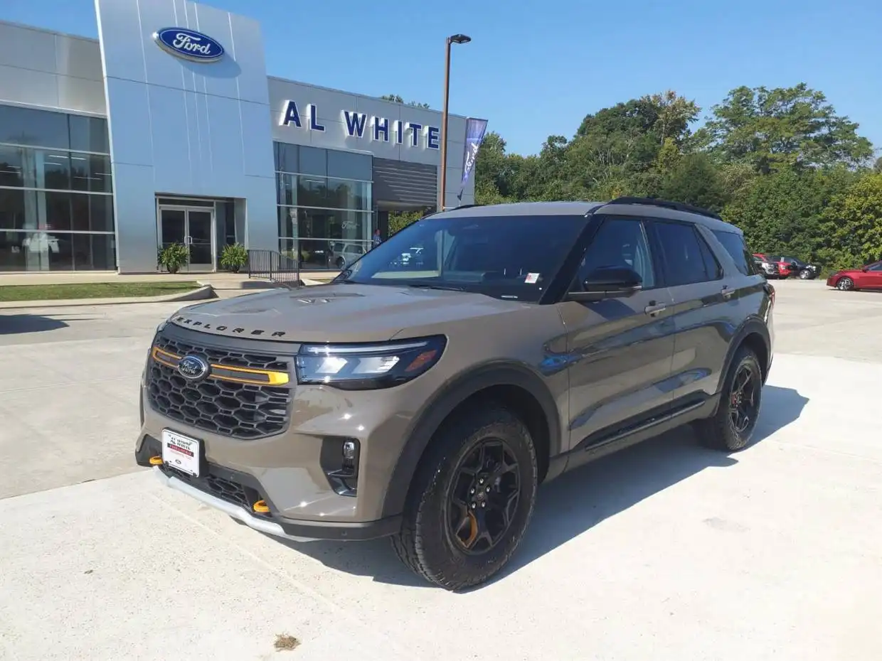 2026 Ford Explorer Tremor 4WD's photo