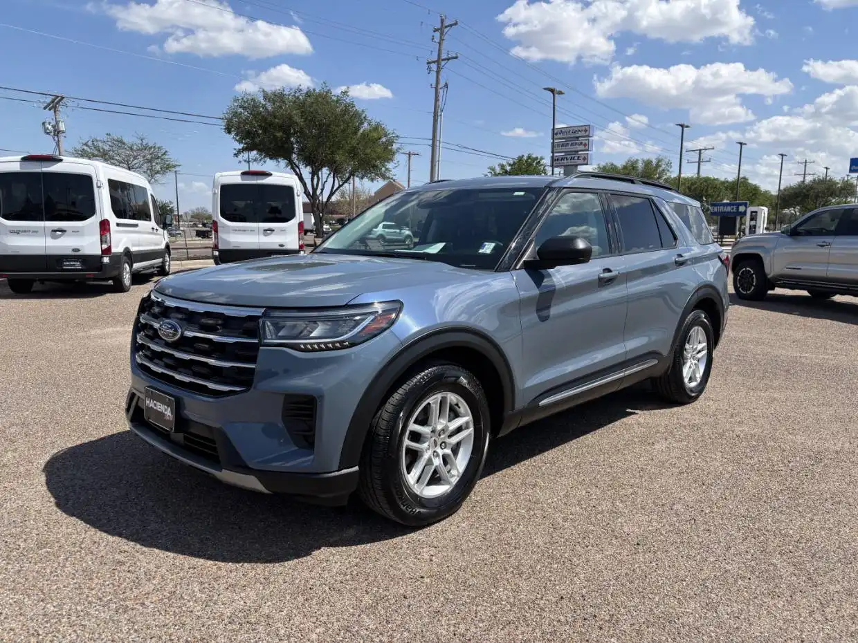 2025 Ford Explorer Active RWD PL535's photo