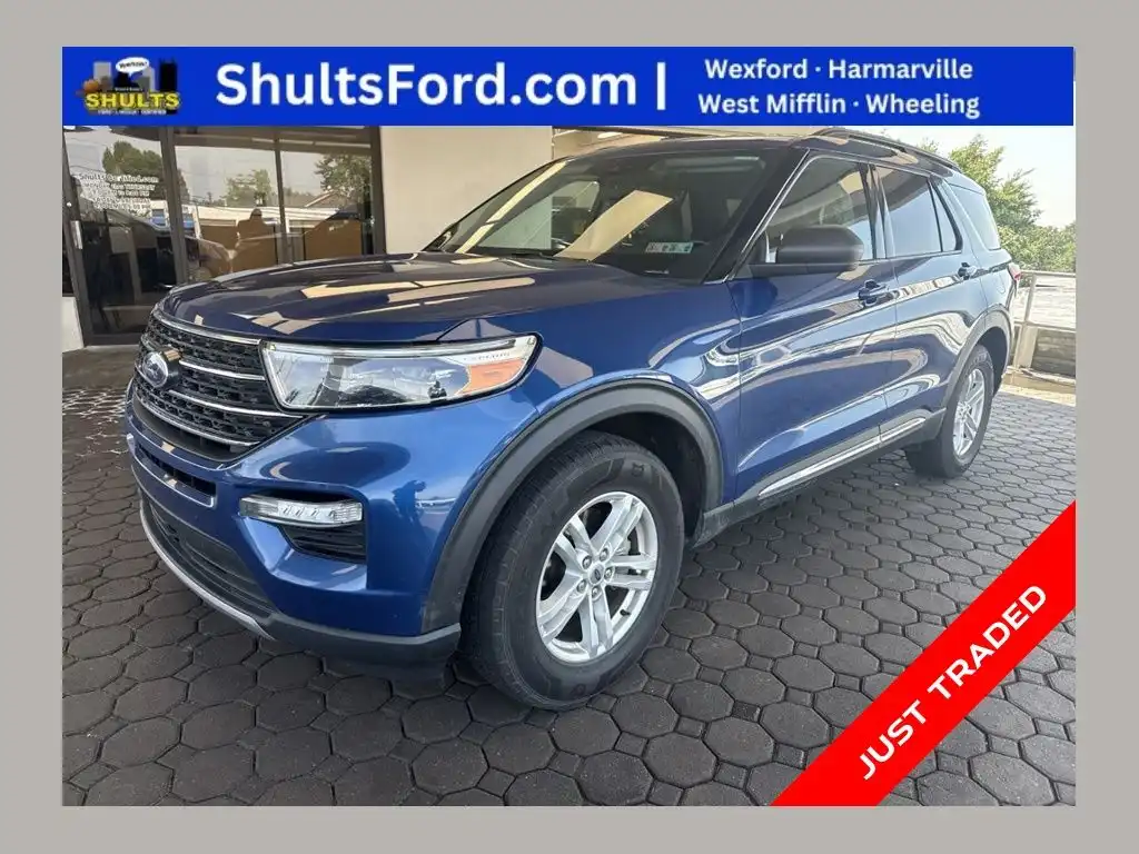 2022 Ford Explorer XLT 4WD's photo