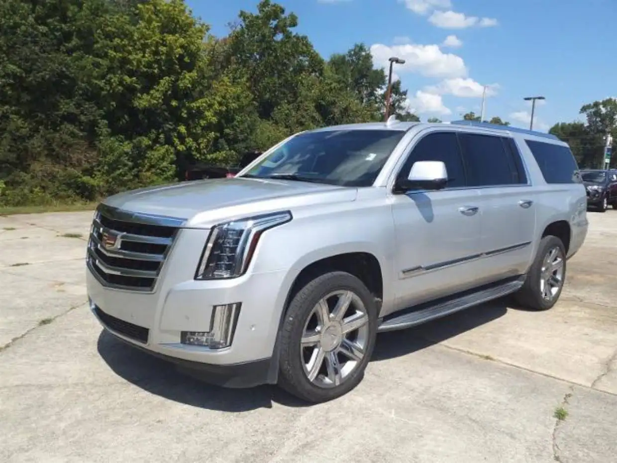 2018 Cadillac Escalade ESV Luxury 2WD's photo