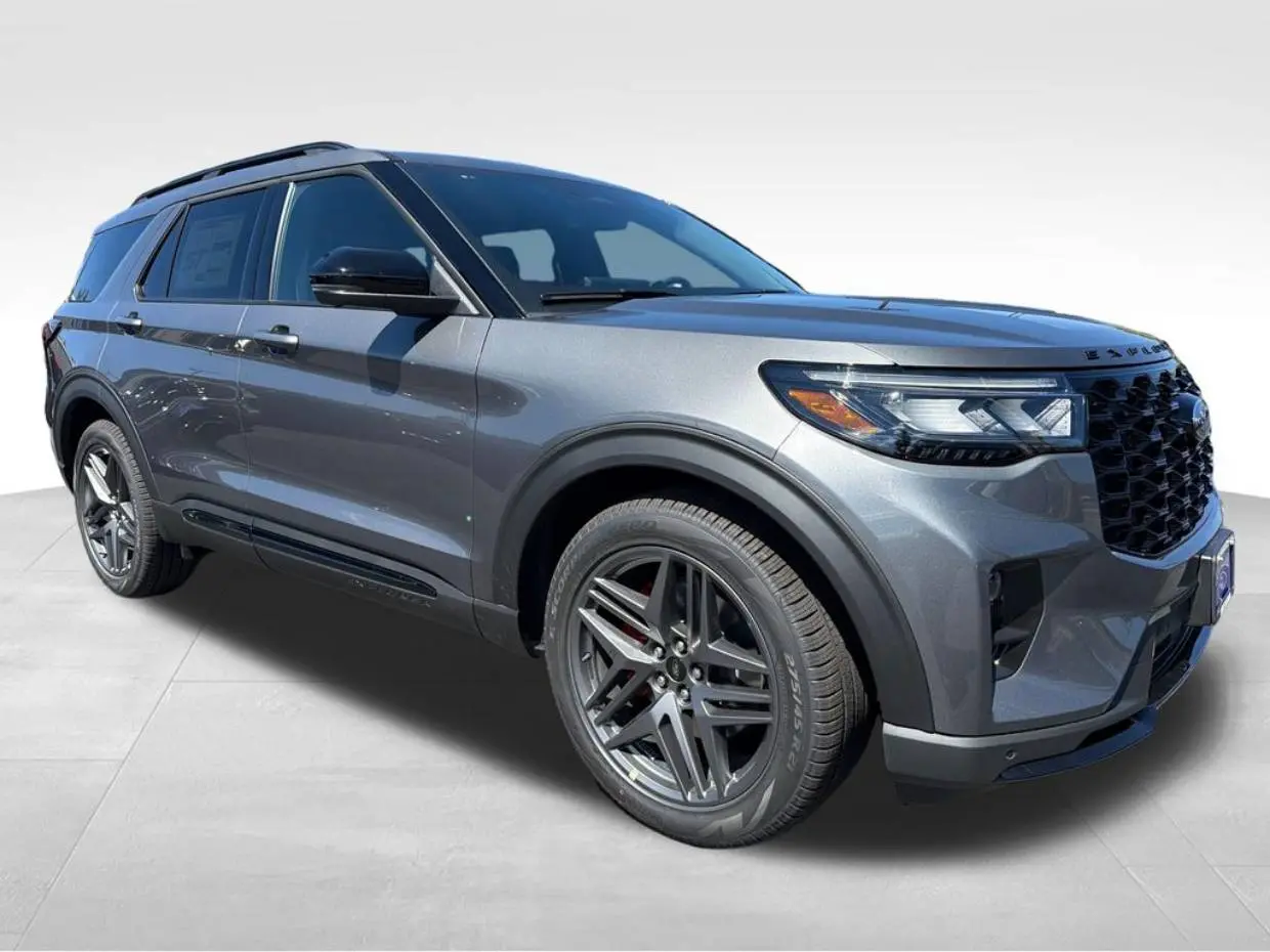 2026 Ford Explorer ST 4WD photo 5