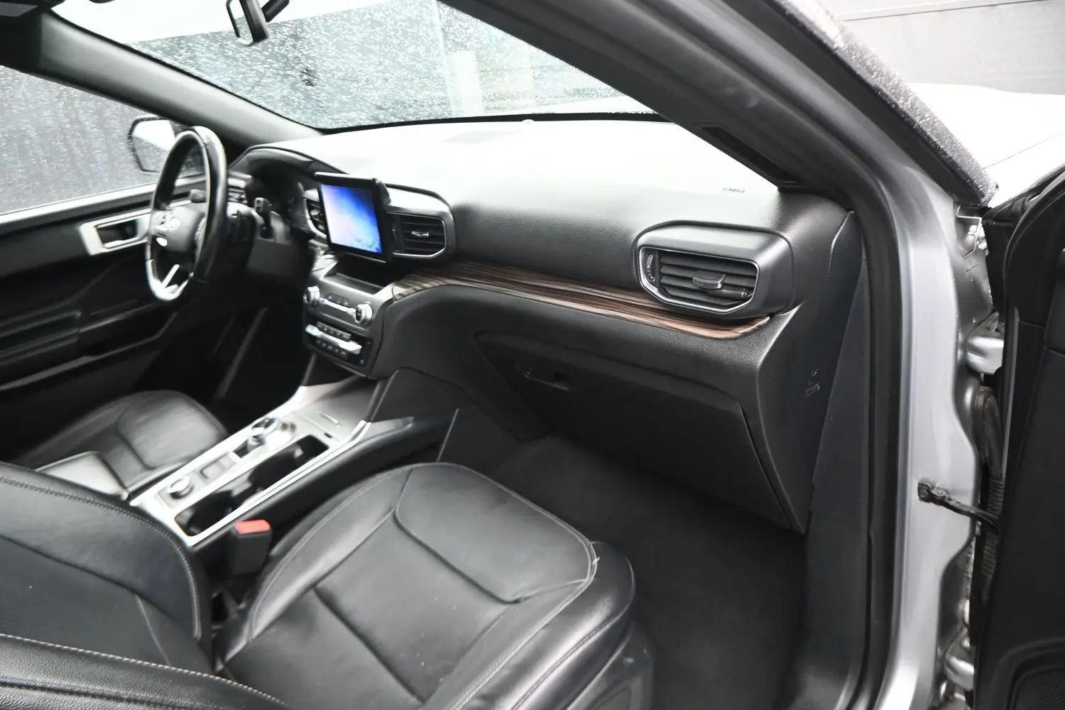 2020 Ford Explorer Limited 4WD photo 5