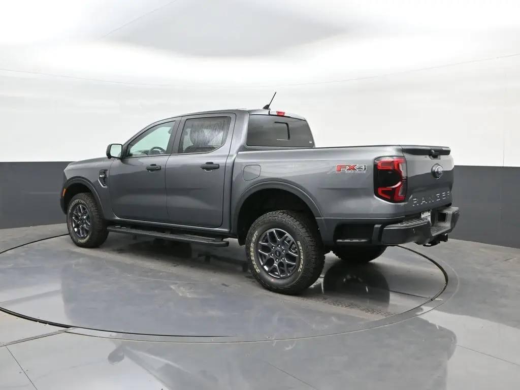 2026 Ford Ranger XLT 4WD SuperCrew 5' Box photo 5