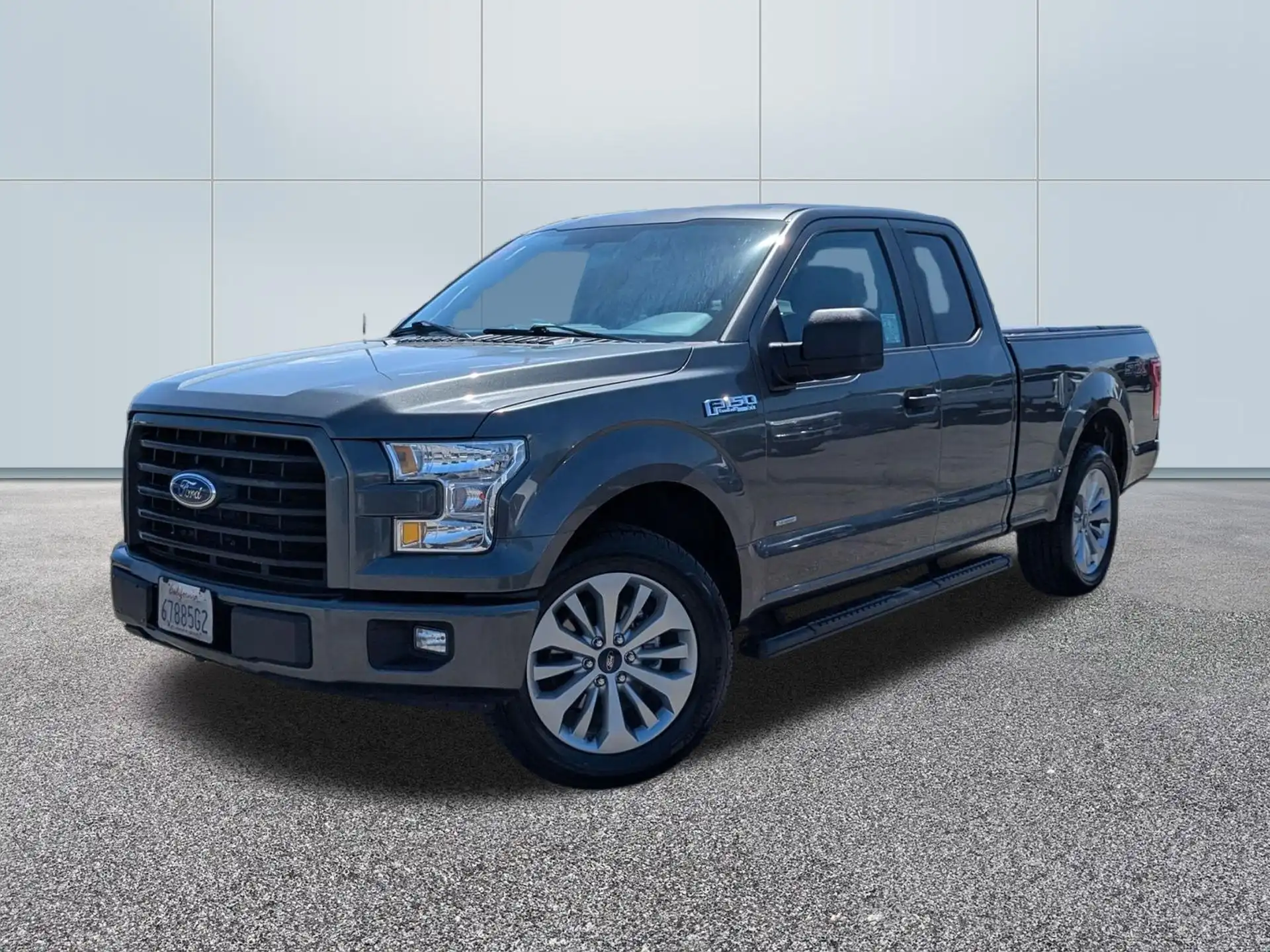 2017 Ford F-150 XL SuperCab 6-1/2' Box's photo