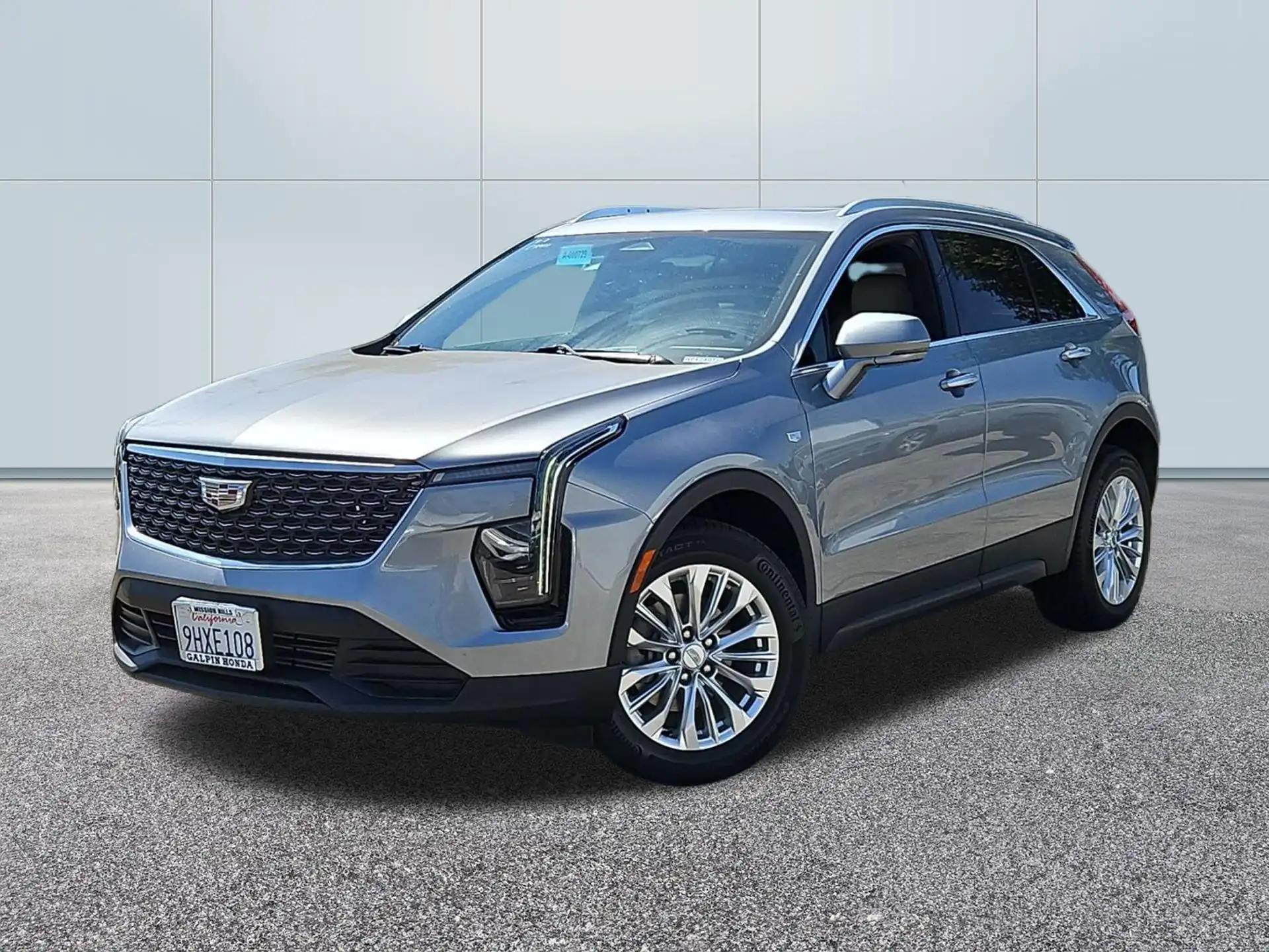2024 Cadillac XT4 Luxury FWD's photo