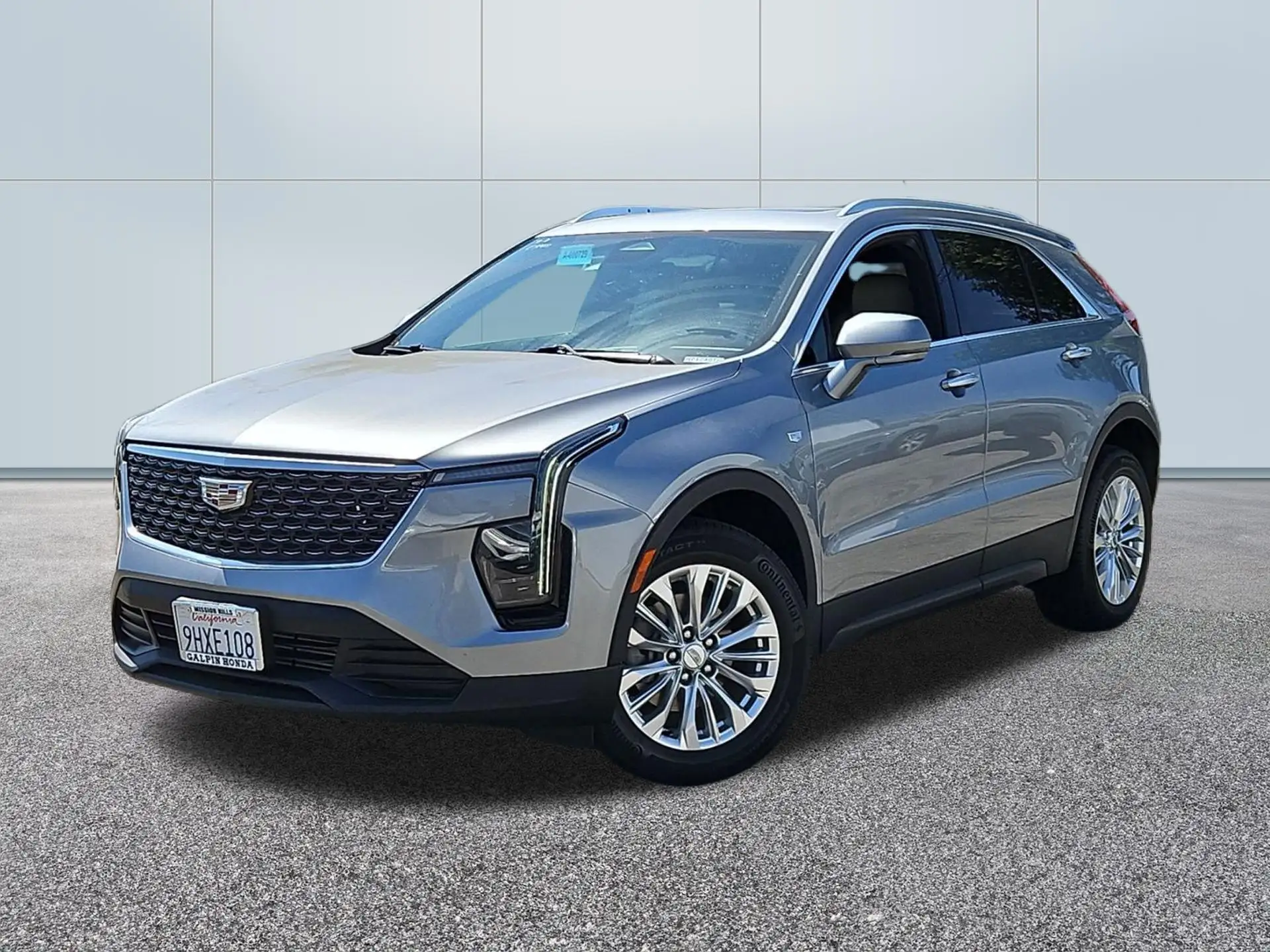 2024 Cadillac XT4 Luxury FWD's photo