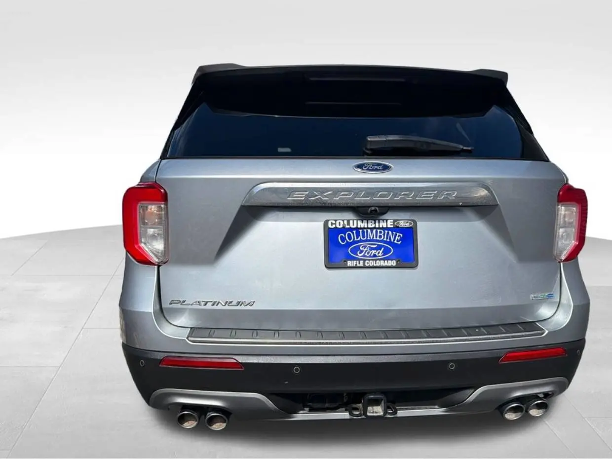 2020 Ford Explorer Platinum 4WD photo 3