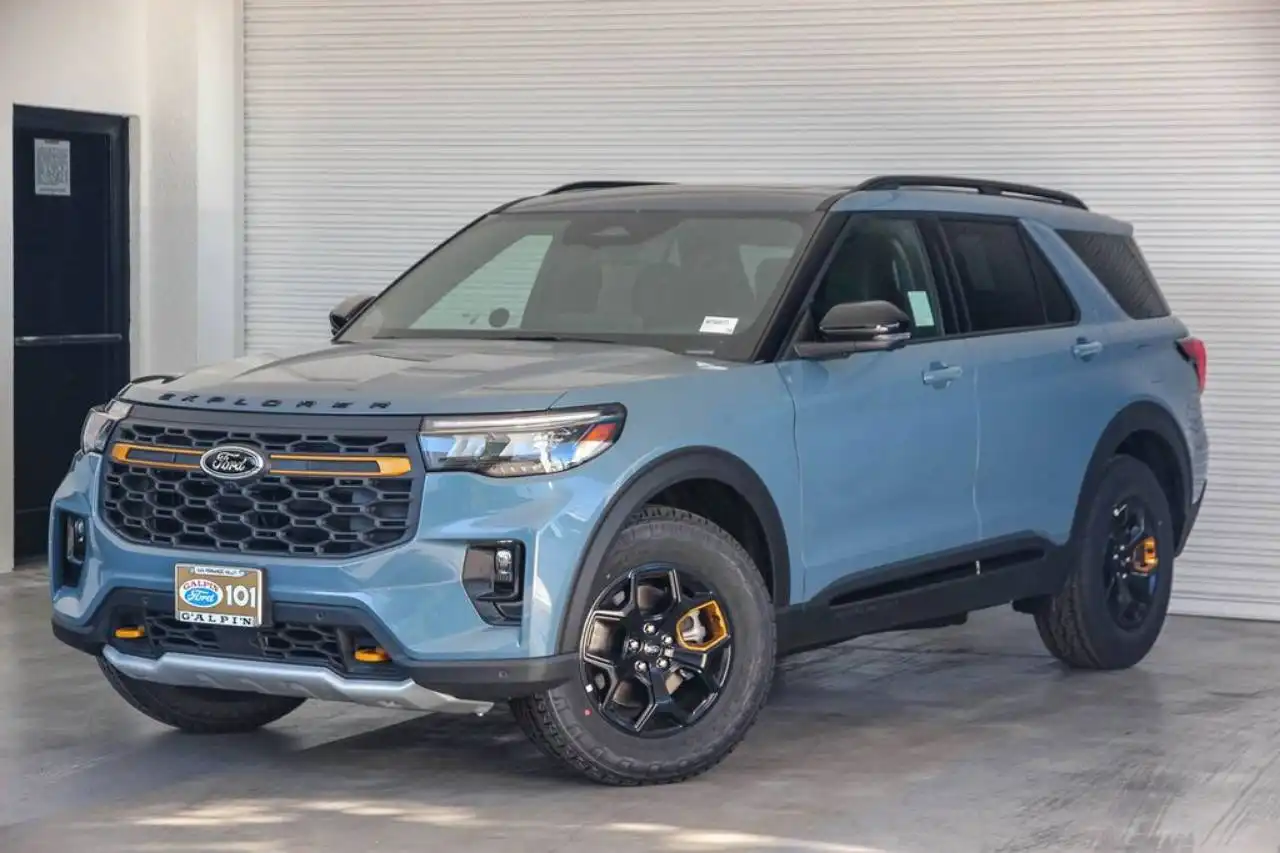 2026 Ford Explorer Tremor 4WD's photo