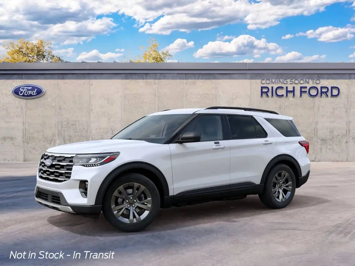 2027 Ford Explorer Active 4WD 100A's photo