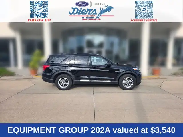 2023 Ford Explorer XLT 4WD's photo