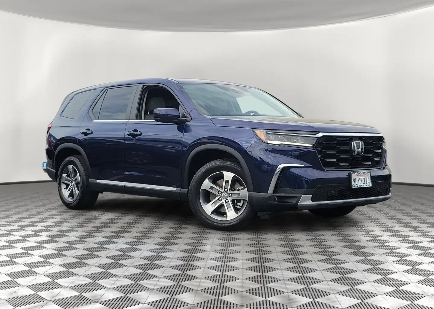 2024 Honda Pilot EX-L 2WD 8-Passenger's photo