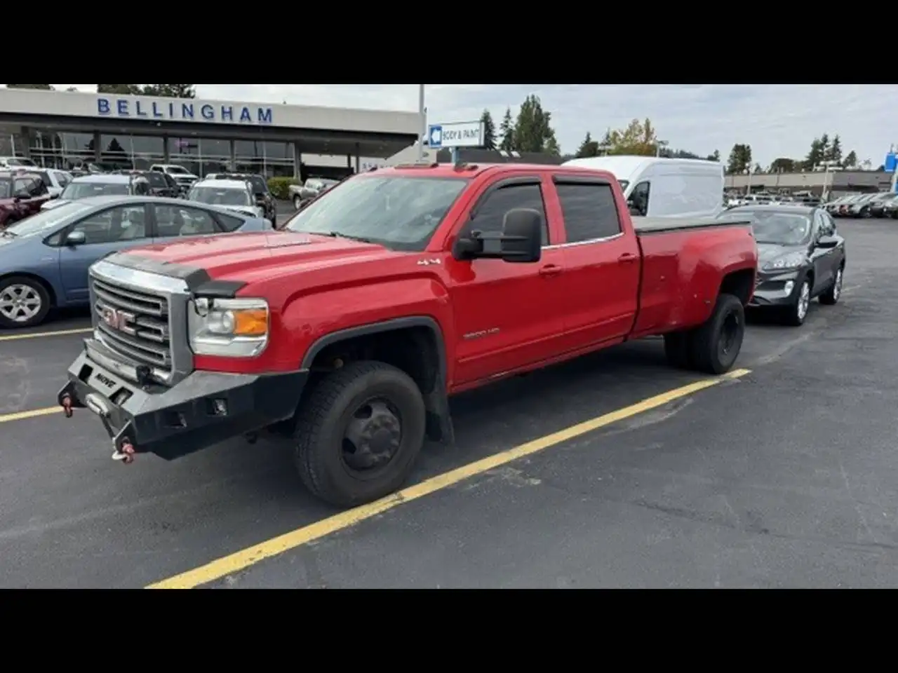 2015 GMC Sierra SLE 4WD Crew Cab 8 ft Box DRW's photo
