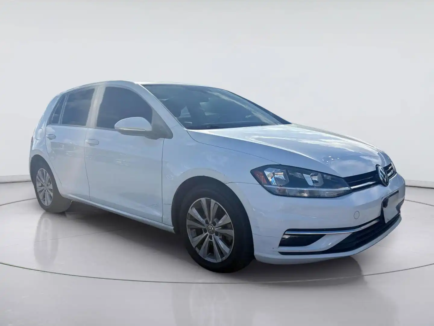 2018 Volkswagen Golf TSI SE Auto's photo