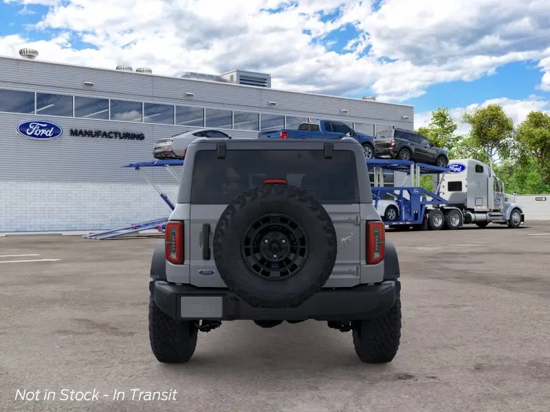 2026 Ford Bronco Outer Banks 4WD photo 5