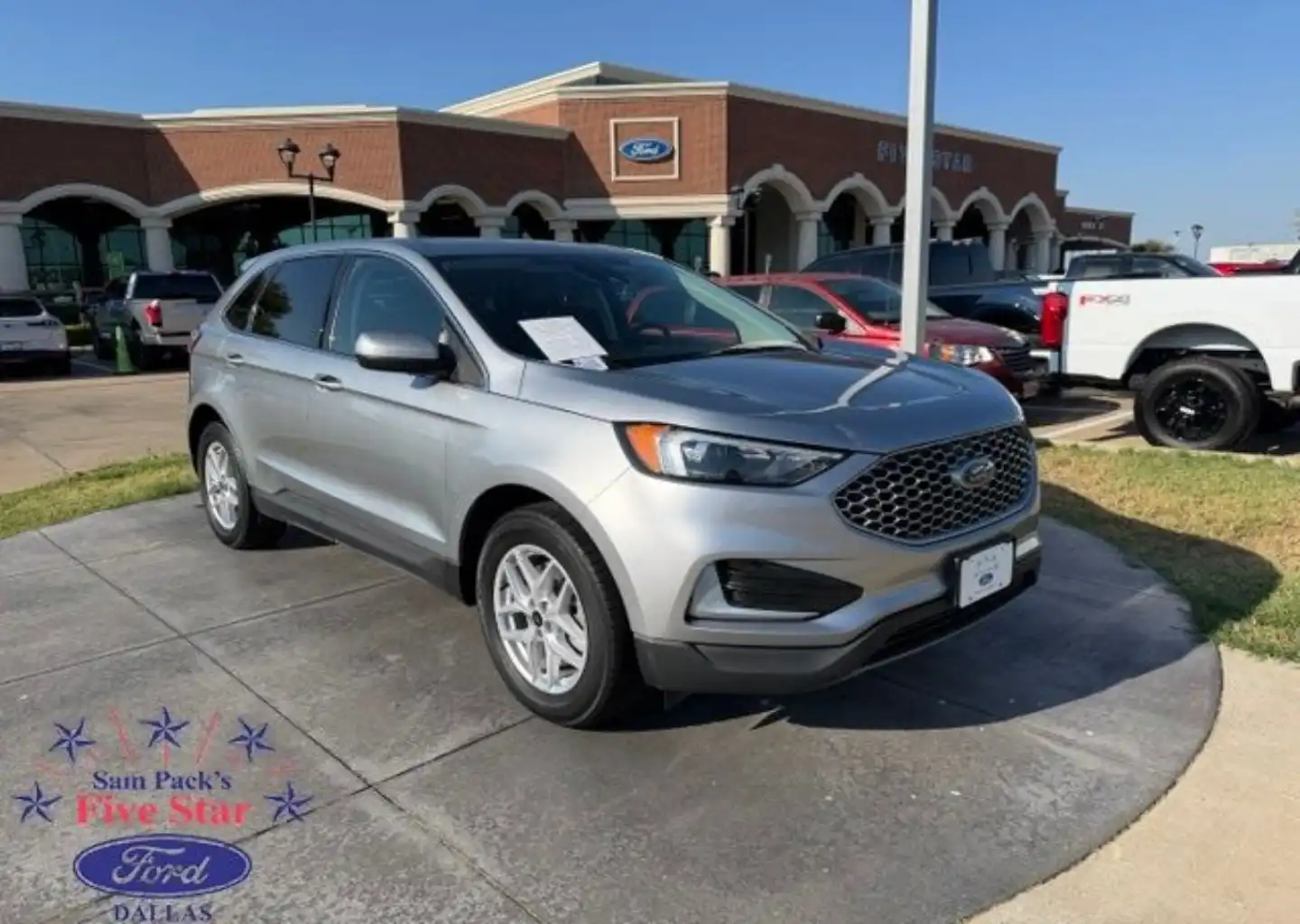 2024 Ford Edge SEL AWD's photo
