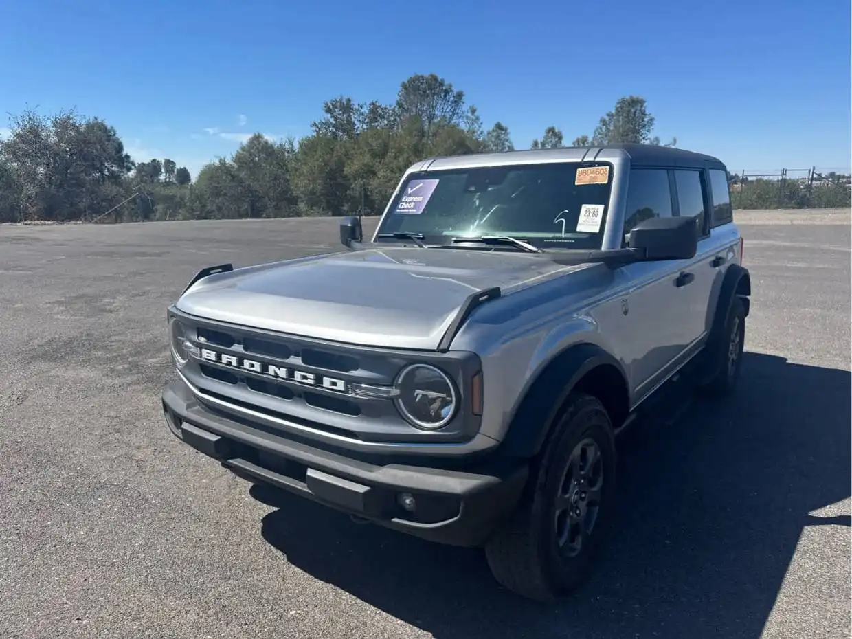 2024 Ford Bronco Big Bend 4WD's photo