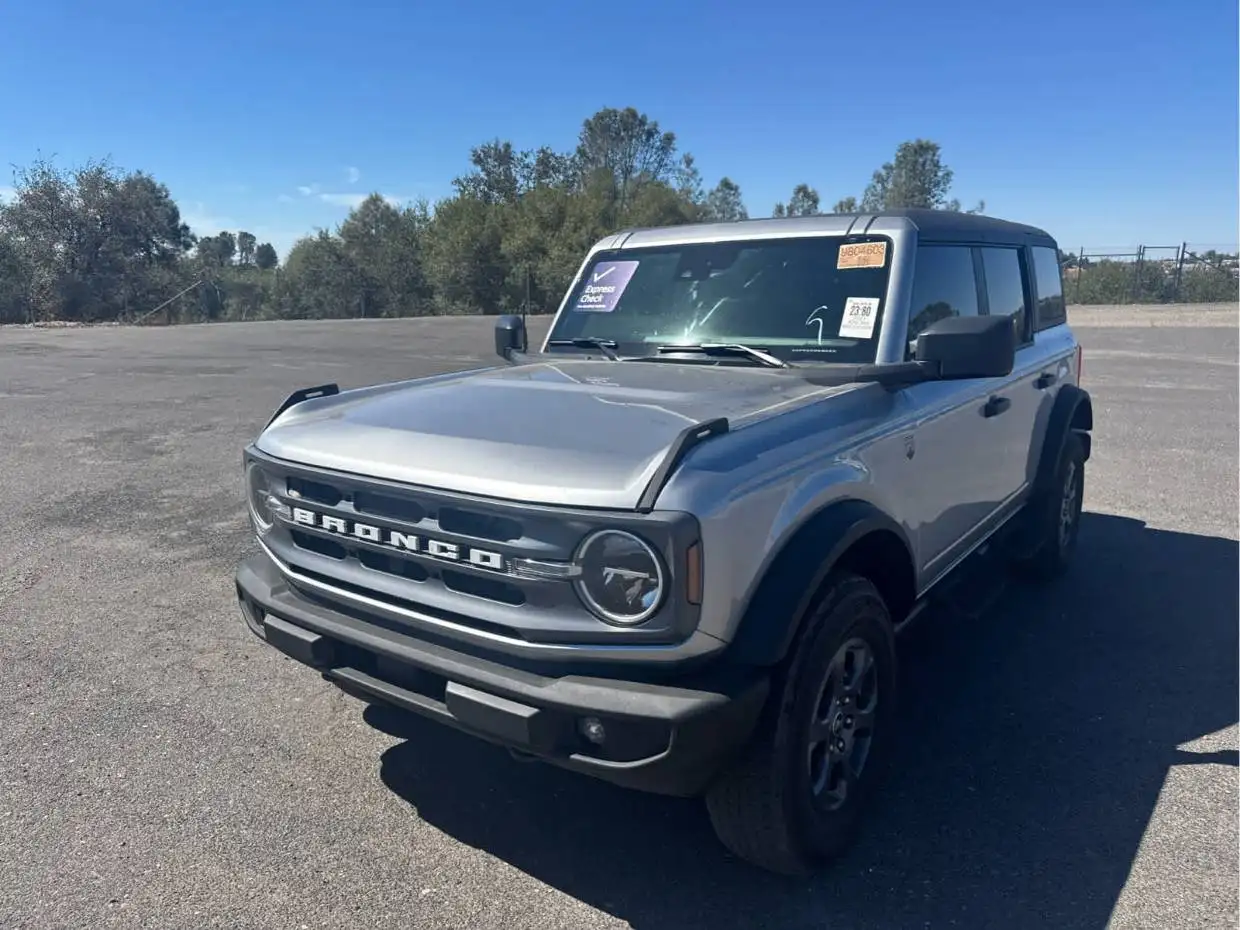 2024 Ford Bronco Big Bend 4WD's photo