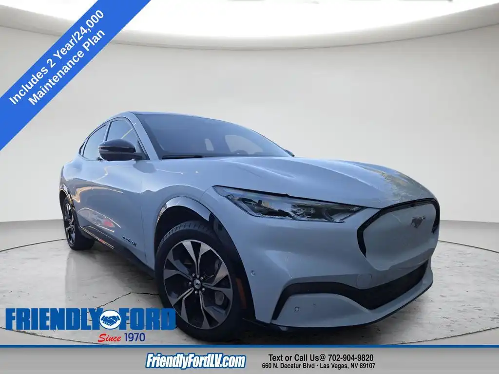 2023 Ford Mustang-Mach-e Premium's photo