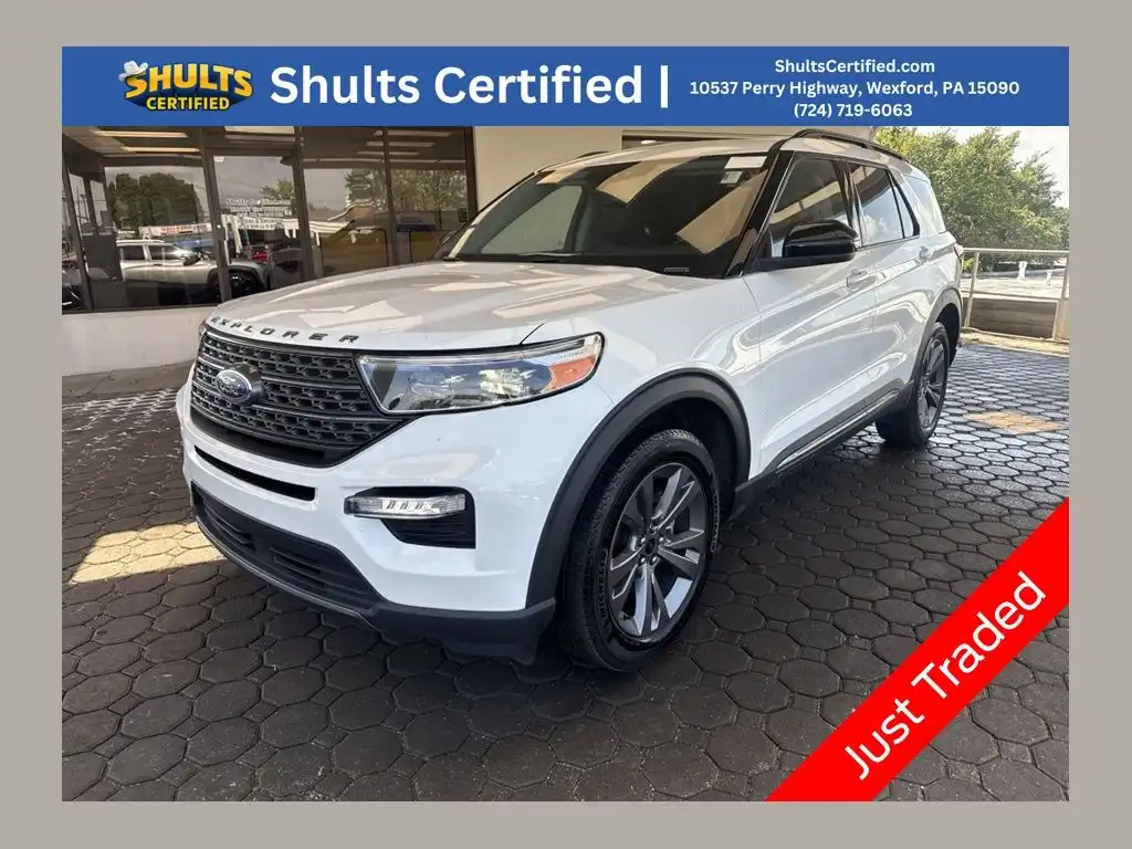 2024 Ford Explorer XLT 4WD's photo