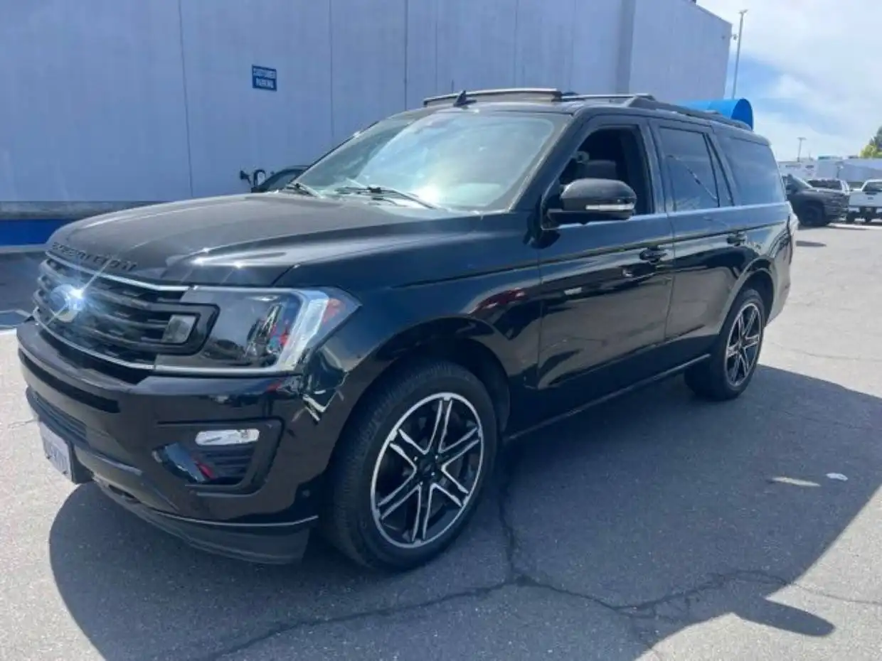 2021 Ford Expedition Limited 4WD's photo