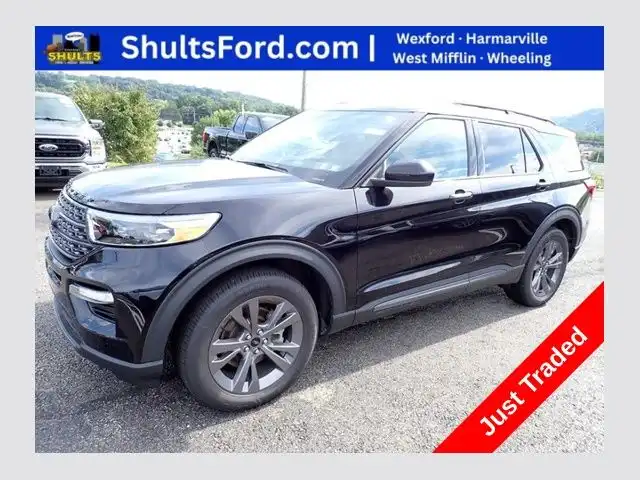 2023 Ford Explorer XLT 4WD's photo