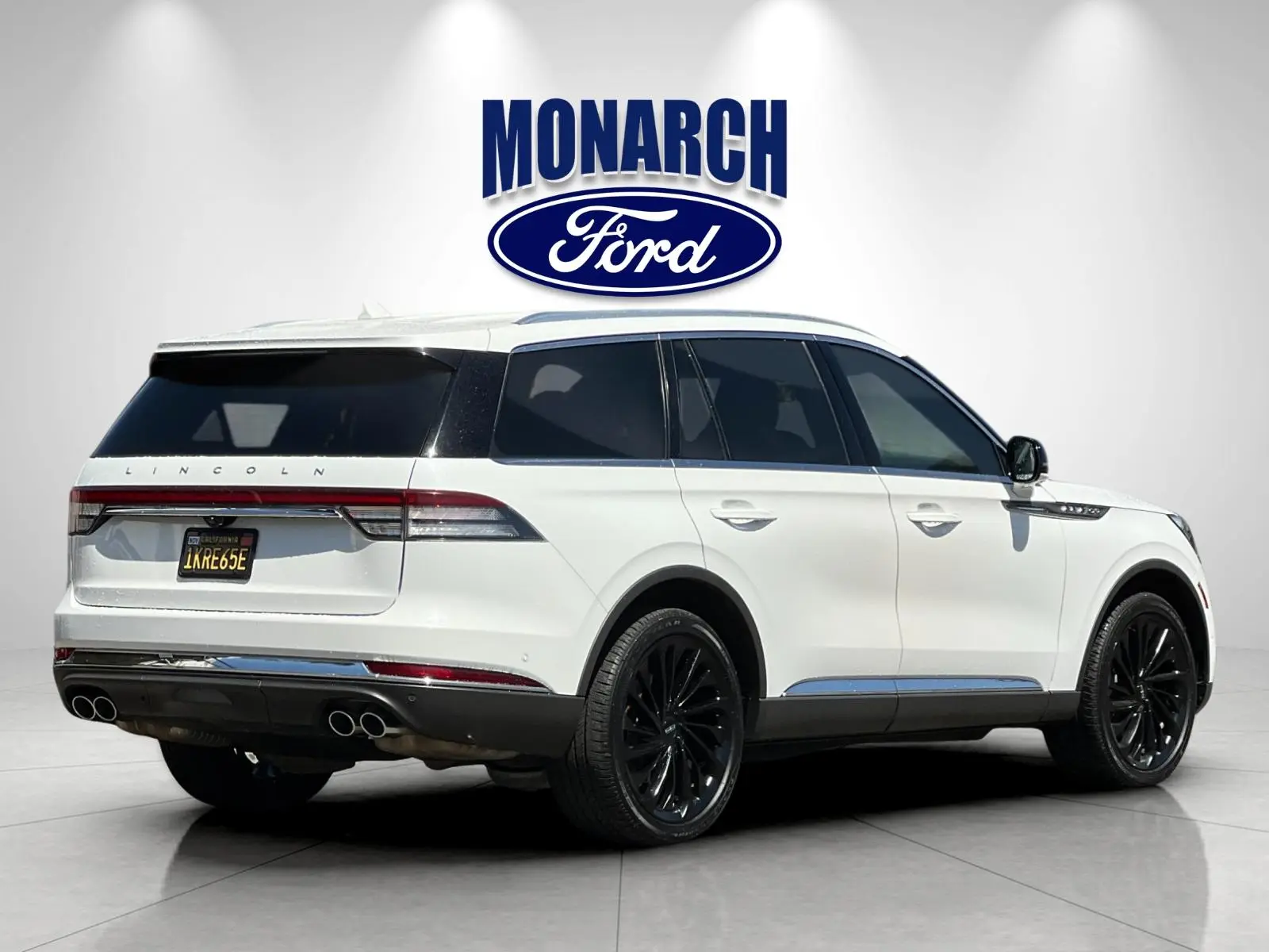 2020 Lincoln Aviator Reserve AWD photo 3