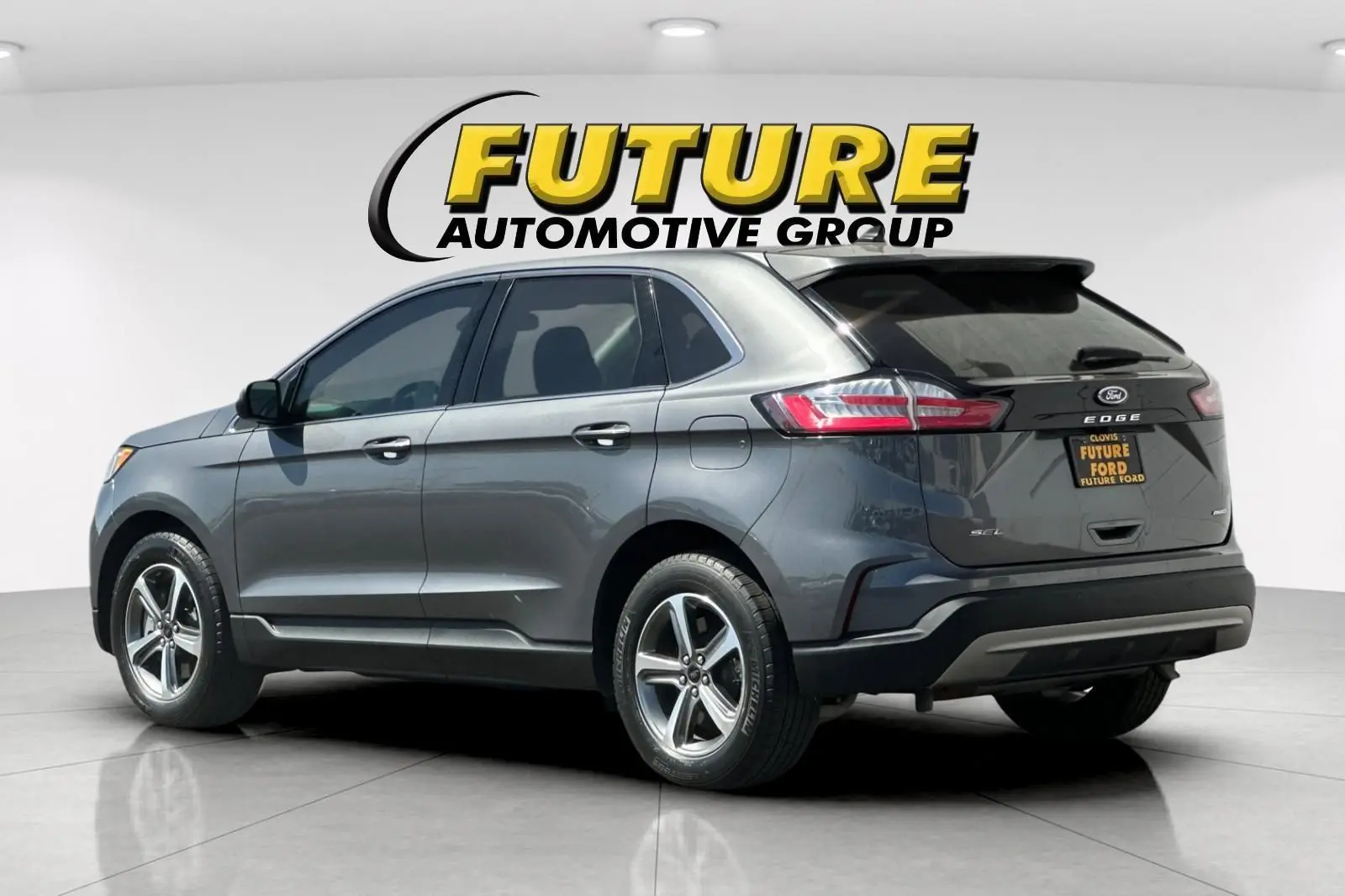 2024 Ford Edge SEL AWD photo 5