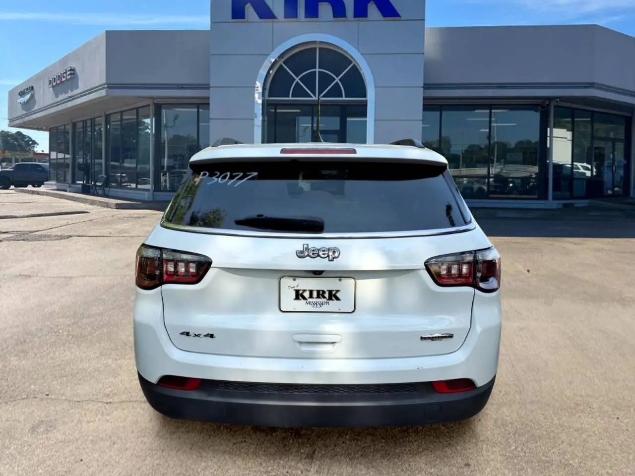 2024 Jeep Compass Latitude 4WD photo 4