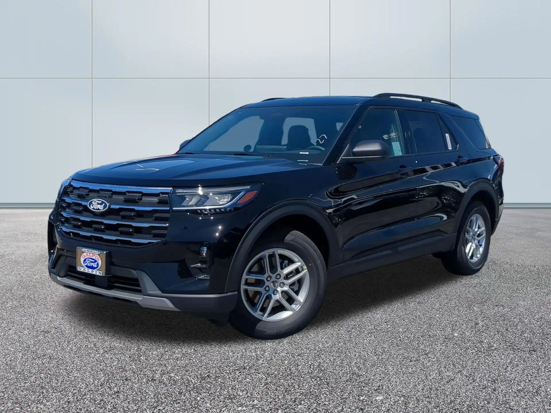 2027 Ford Explorer Active RWD 200A's photo