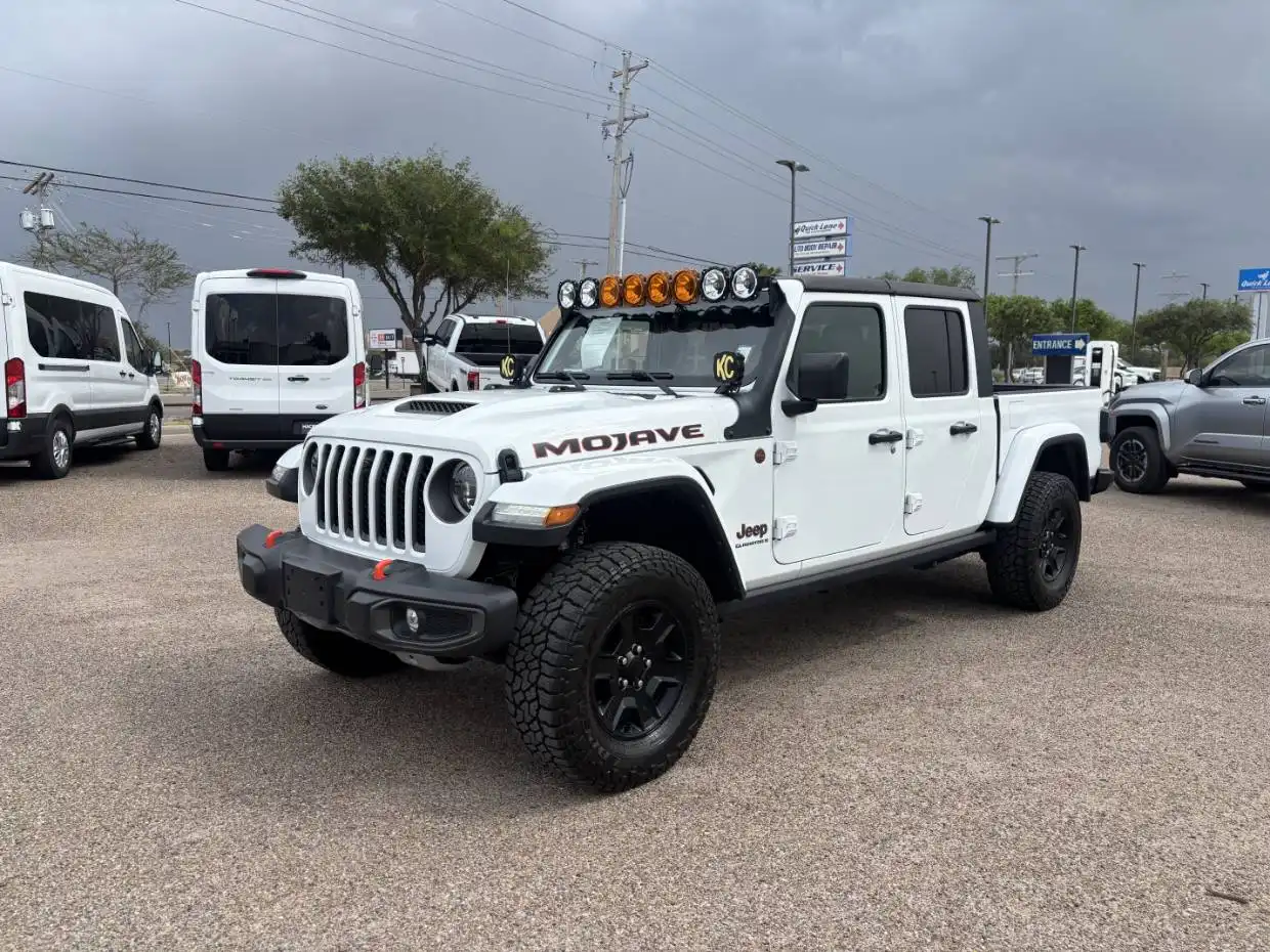 2023 Jeep Gladiator Mojave's photo