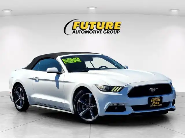 2016 Ford Mustang EcoBoost Premium Convertible's photo